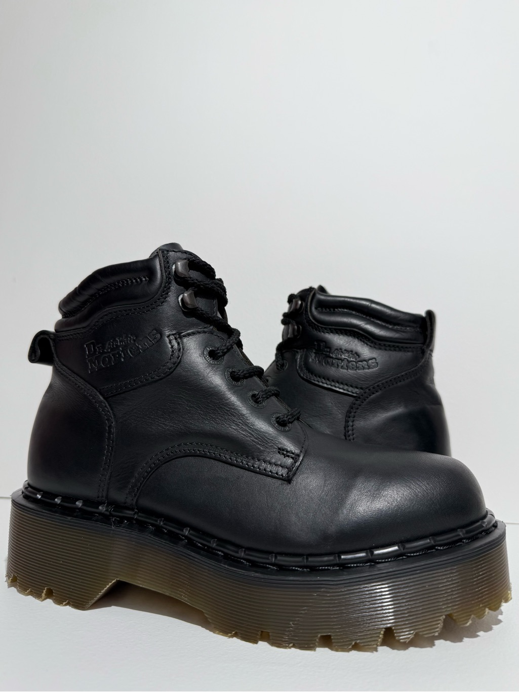 Dr. Martens Boots Vintage England Envy Black Greasy Leather Mie Platforms Uk 6